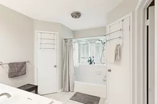 4202 Blossom Trail, Arlington, TX 76016 - Photo 17