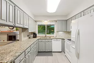 4202 Blossom Trail, Arlington, TX 76016 - Photo 7