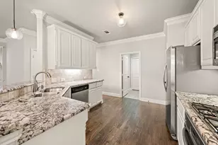 250 Churchill Loop, Grapevine, TX 76051 - Photo 13