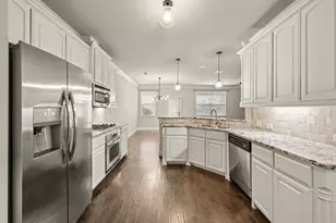 250 Churchill Loop, Grapevine, TX 76051 - Photo 17