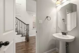 250 Churchill Loop, Grapevine, TX 76051 - Photo 17