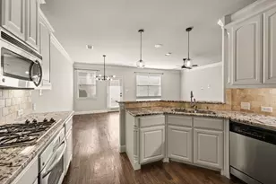 250 Churchill Loop, Grapevine, TX 76051 - Photo 15