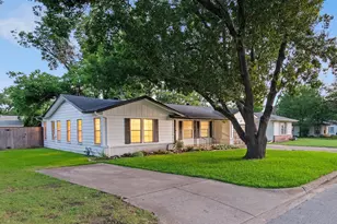 5320 Palmer Dr, Haltom City, TX 76117 - Photo 7