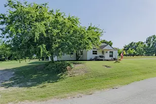 1103 E Old Chico Rd, Decatur, TX 76234 - Photo 17