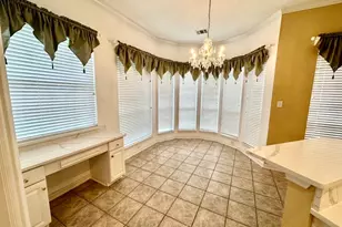 525 Salisbury Dr, Grand Prairie, TX 75052 - Photo 17