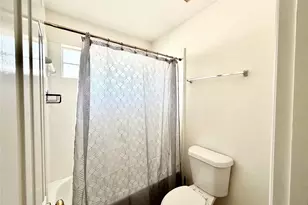 525 Salisbury Dr, Grand Prairie, TX 75052 - Photo 29