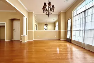 525 Salisbury Dr, Grand Prairie, TX 75052 - Photo 13