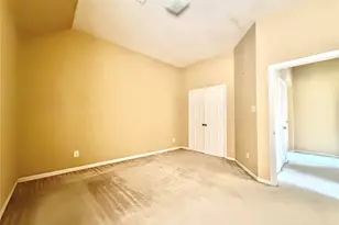 525 Salisbury Dr, Grand Prairie, TX 75052 - Photo 35