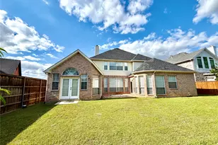 525 Salisbury Dr, Grand Prairie, TX 75052 - Photo 37