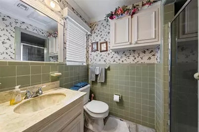 9547 Brookhollow Drive, Woodway, TX 76712 - Photo 13