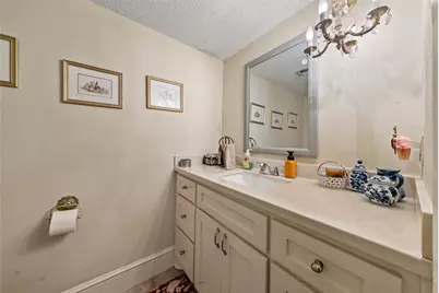 9547 Brookhollow Drive, Woodway, TX 76712 - Photo 17