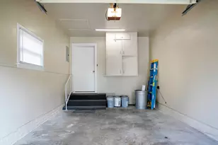 210 W Kansas St, Van, TX 75790 - Photo 19