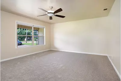 210 W Kansas Street, Van, TX 75790 - Photo 5