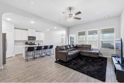 6204 Thunderwing Drive, Fort Worth, TX 76179 - Photo 5