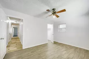 917 Stratford Dr, Bedford, TX 76021 - Photo 15