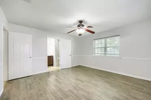 917 Stratford Dr, Bedford, TX 76021 - Photo 9