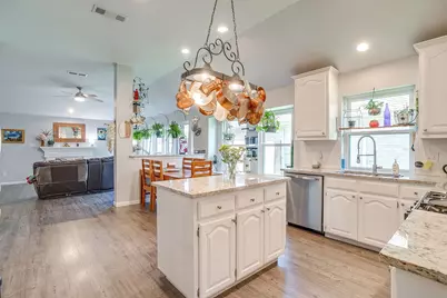 8713 Sunset Trace Drive, Fort Worth, TX 76244 - Photo 5