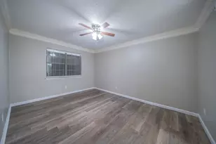 708 Baruna Cir, Garland, TX 75043 - Photo 9