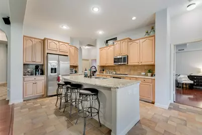 2723 Ponce De Leon, Grand Prairie, TX 75054 - Photo 11