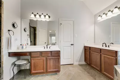 2723 Ponce De Leon, Grand Prairie, TX 75054 - Photo 25