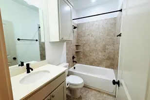 2713 Troutt Dr, Carrollton, TX 75010 - Photo 11