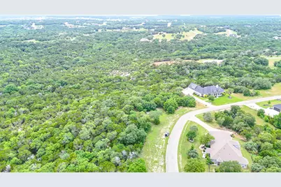 8116 Forres Court, Cleburne, TX 76033 - Photo 21