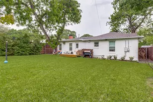 6210 Sudbury Dr, Dallas, TX 75214 - Photo 23