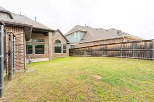 1113 Peacock Blvd, Carrollton, TX 75007 - Photo 33