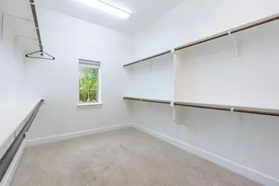 1113 Peacock Boulevard, Carrollton, TX 75007 - Photo 23