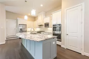 1113 Peacock Blvd, Carrollton, TX 75007 - Photo 11