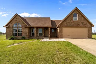 115 Blue Castle Ct, Weatherford, TX 76088 - Photo 1