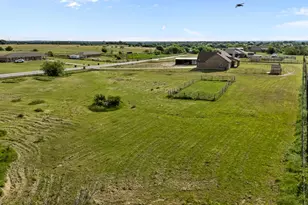 115 Blue Castle Ct, Weatherford, TX 76088 - Photo 29