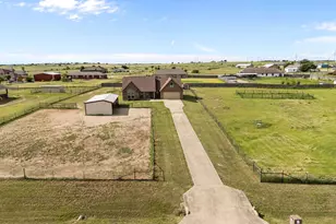 115 Blue Castle Ct, Weatherford, TX 76088 - Photo 25