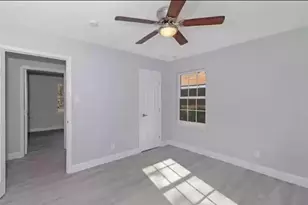 8720 Odom Dr, Dallas, TX 75217 - Photo 19