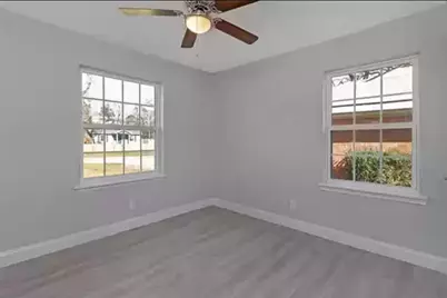 8720 Odom Drive, Dallas, TX 75217 - Photo 13