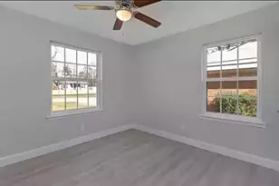 8720 Odom Dr, Dallas, TX 75217 - Photo 13