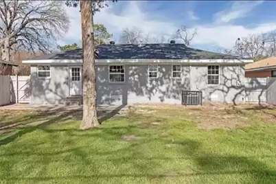 8720 Odom Drive, Dallas, TX 75217 - Photo 23