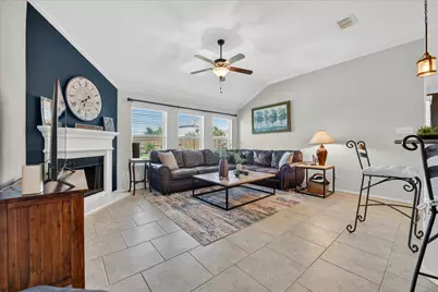 1328 Wysteria Lane, Burleson, TX 76028 - Photo 5