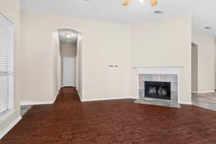 813 Cutting Horse Dr, Mansfield, TX 76063 - Photo 9