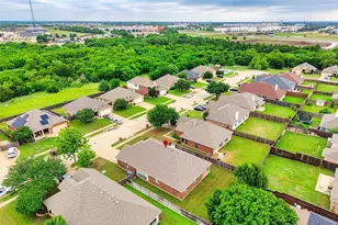 813 Cutting Horse Dr, Mansfield, TX 76063 - Photo 33