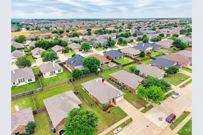 813 Cutting Horse Drive, Mansfield, TX 76063 - Photo 35