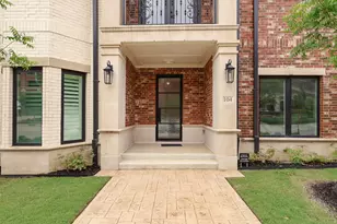 218 E Dallas Rd, Grapevine, TX 76051 - Photo 3
