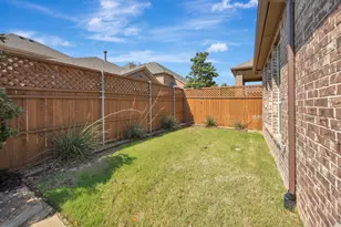 448 Chestnut Ln, Roanoke, TX 76262 - Photo 33