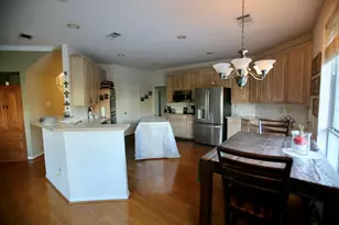 3748 Muirfield Dr, Carrollton, TX 75007 - Photo 9