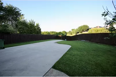 3748 Muirfield Drive, Carrollton, TX 75007 - Photo 17