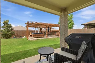 528 Pendennis Dr, Saginaw, TX 76131 - Photo 27