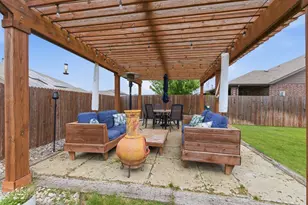 528 Pendennis Dr, Saginaw, TX 76131 - Photo 29