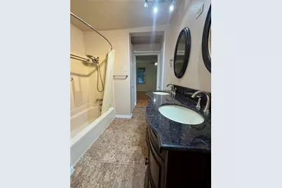 611 Crestside Drive, Duncanville, TX 75137 - Photo 11
