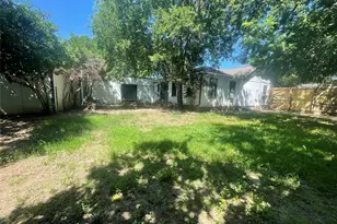 611 Crestside Dr, Duncanville, TX 75137 - Photo 31