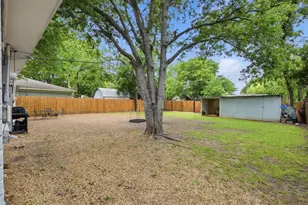 2219 Loyce Dr, Mesquite, TX 75149 - Photo 13
